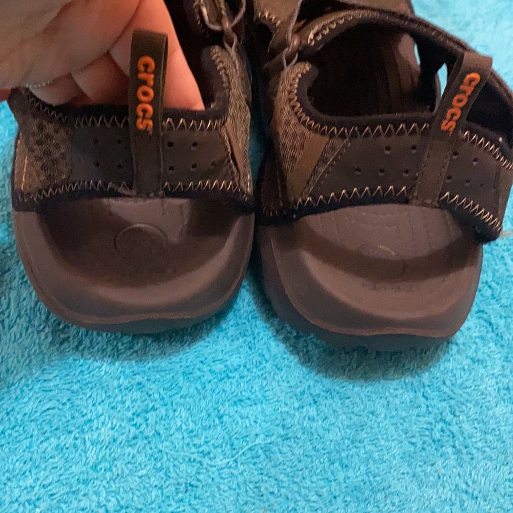CROC SANDALS - Picture 6 of 8